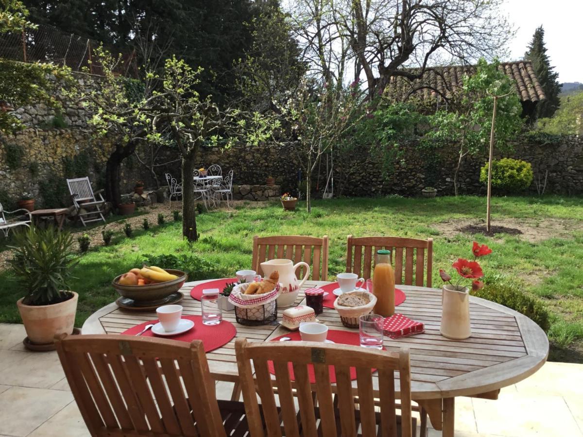 Les Lauriers Bed and Breakfast Camps-la-Source Buitenkant foto
