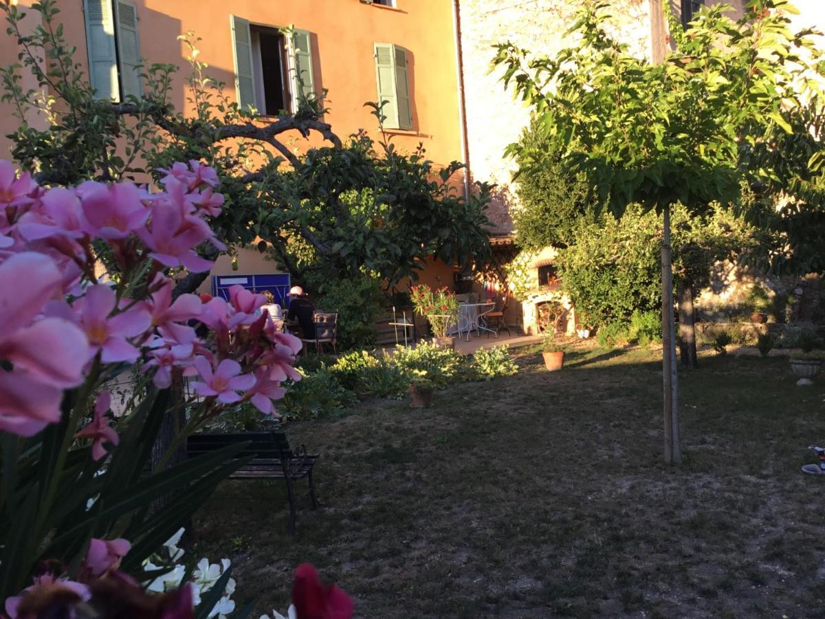 Les Lauriers Bed and Breakfast Camps-la-Source Buitenkant foto